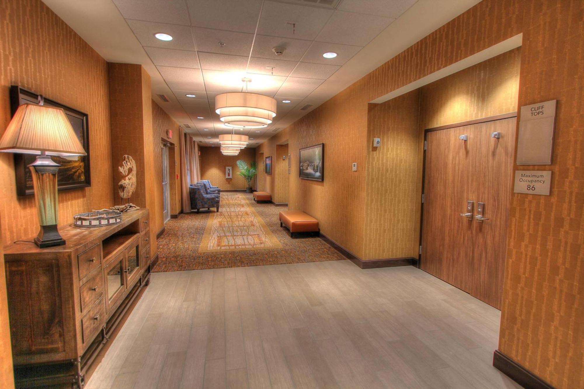 Courtyard By Marriott Gatlinburg Downtown Hotel Exterior foto