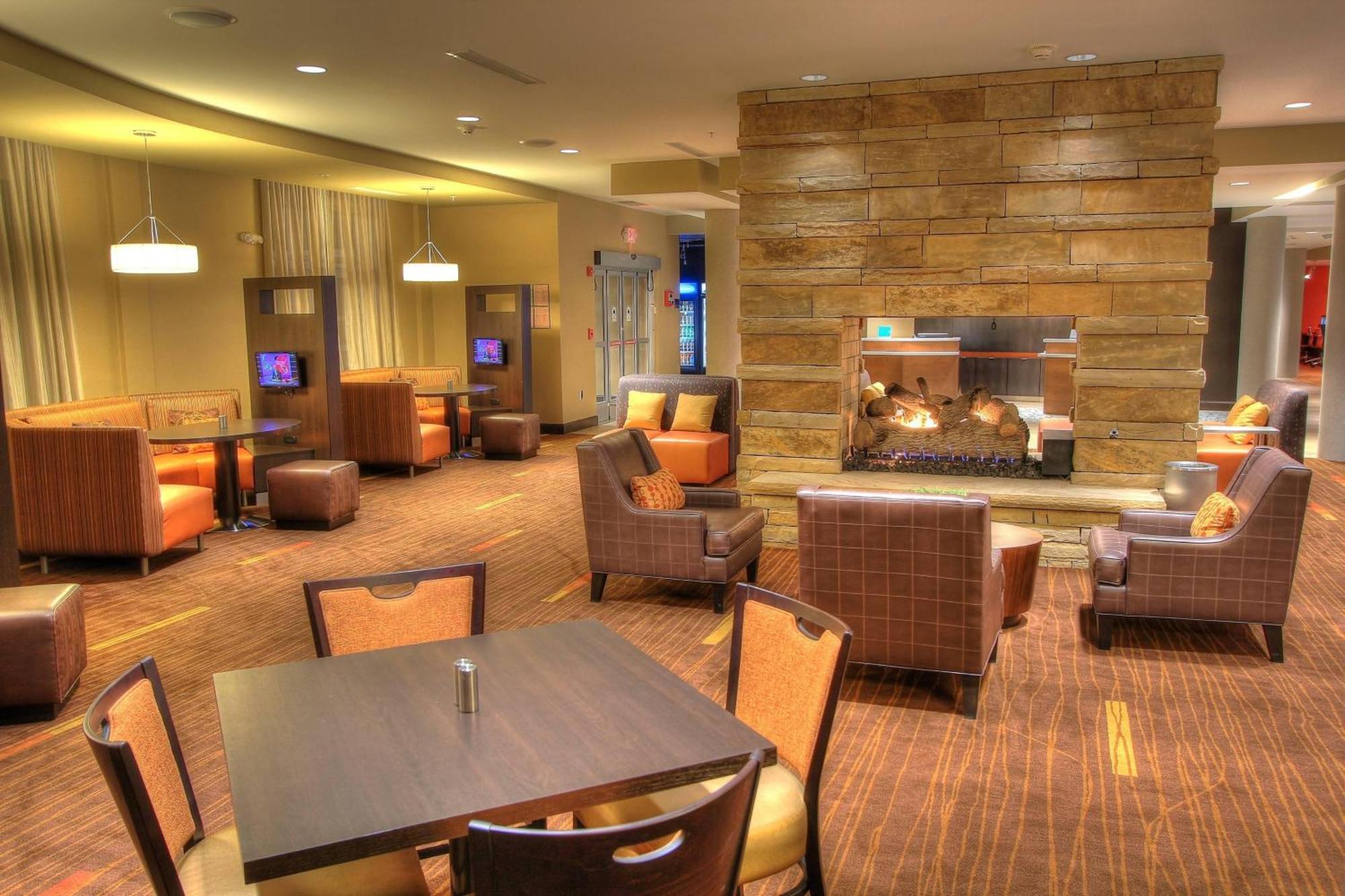 Courtyard By Marriott Gatlinburg Downtown Hotel Exterior foto