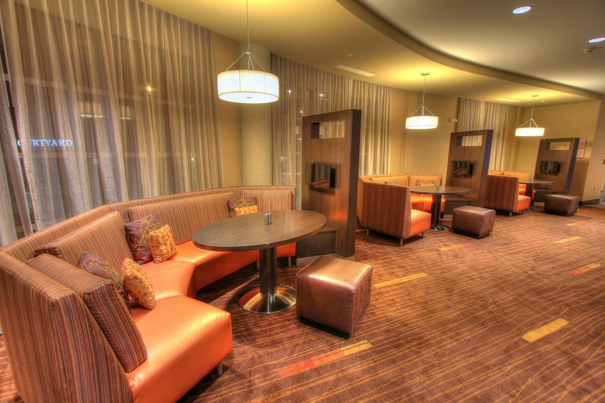 Courtyard By Marriott Gatlinburg Downtown Hotel Exterior foto