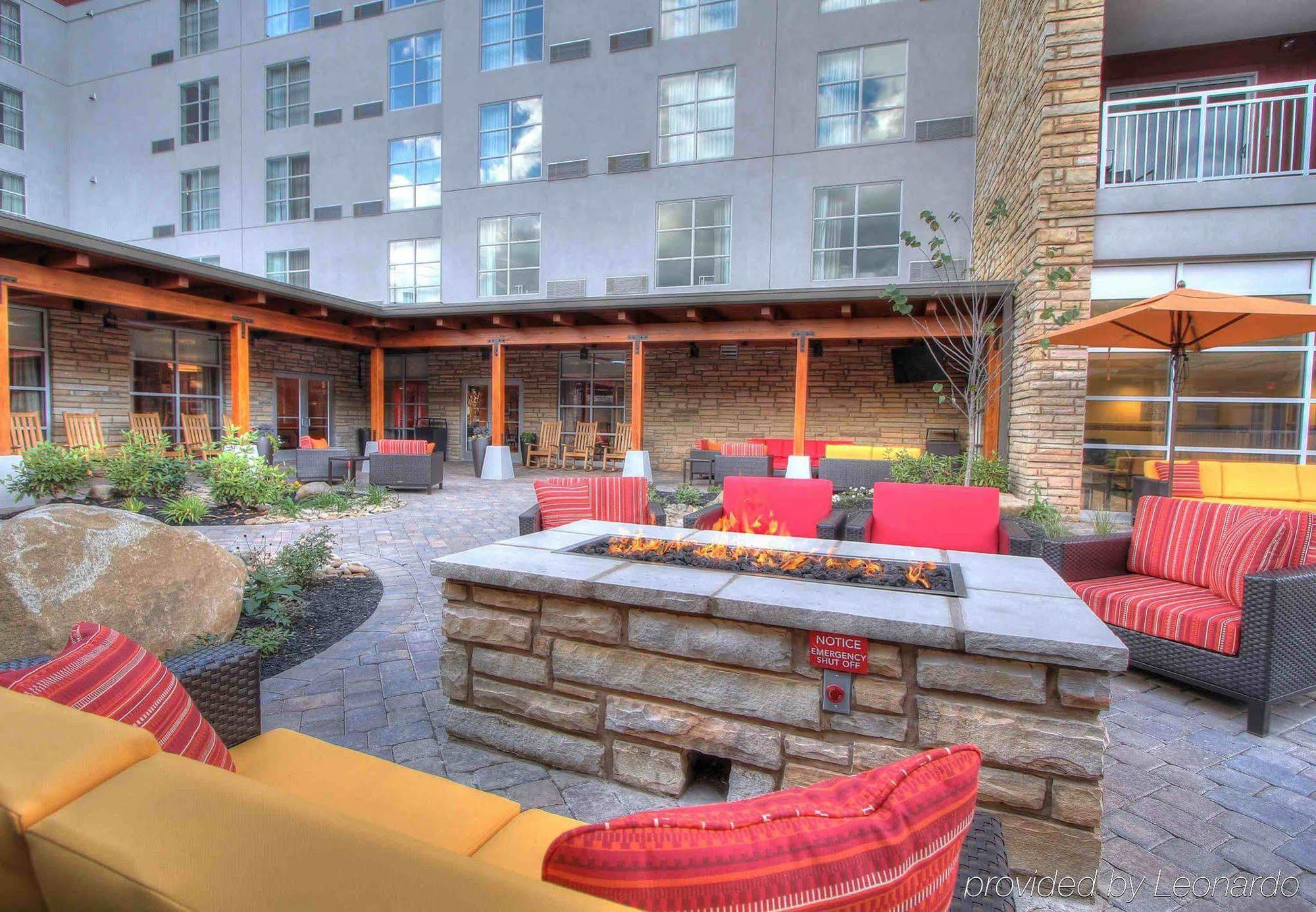 Courtyard By Marriott Gatlinburg Downtown Hotel Exterior foto