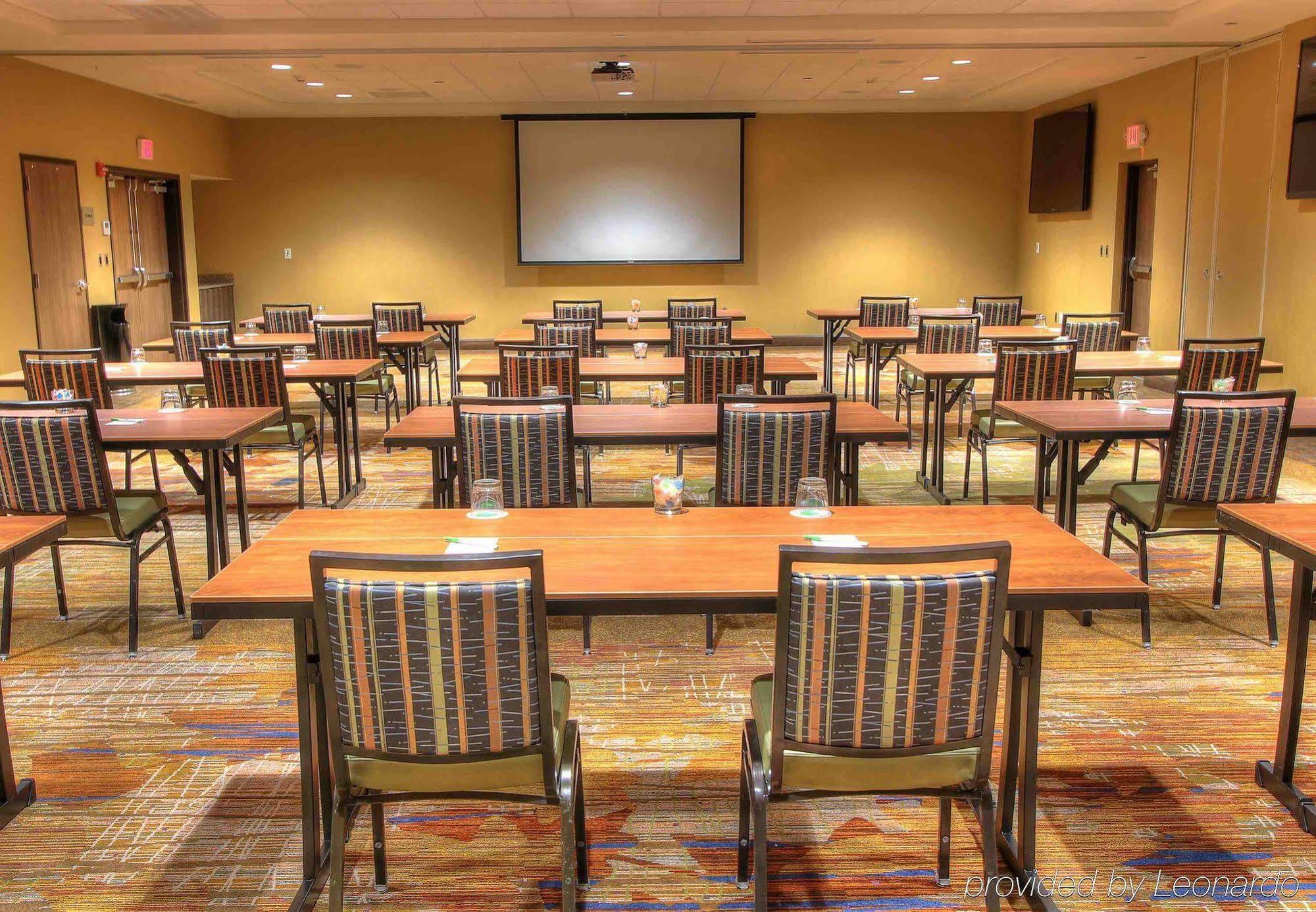 Courtyard By Marriott Gatlinburg Downtown Hotel Exterior foto