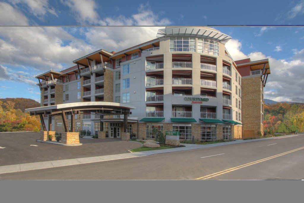Courtyard By Marriott Gatlinburg Downtown Hotel Exterior foto